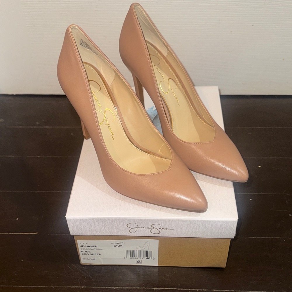 Jessica Simpson Nude Heels